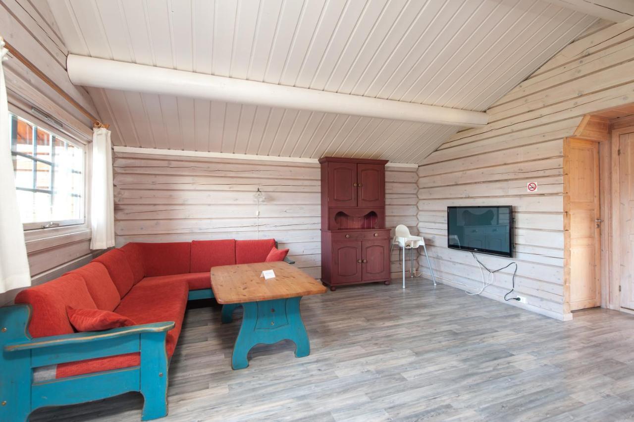 Hamre Familiecamping Hotel Кристиансан Стая снимка